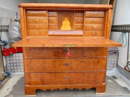 2249 - Chiffonje briza + dub 1910  112 x 44 cm  V - 117 cm  bytovy stav  -  PRODANO